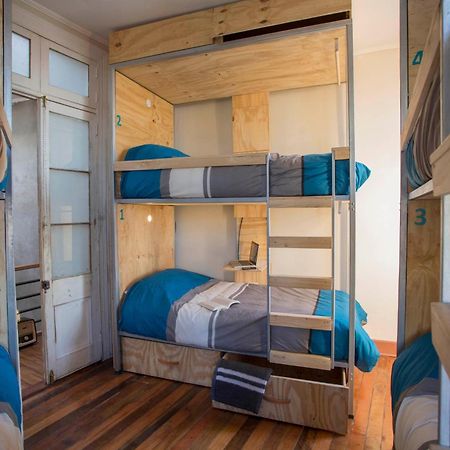 Casa Lastra Hostel Вальпараїсо Екстер'єр фото